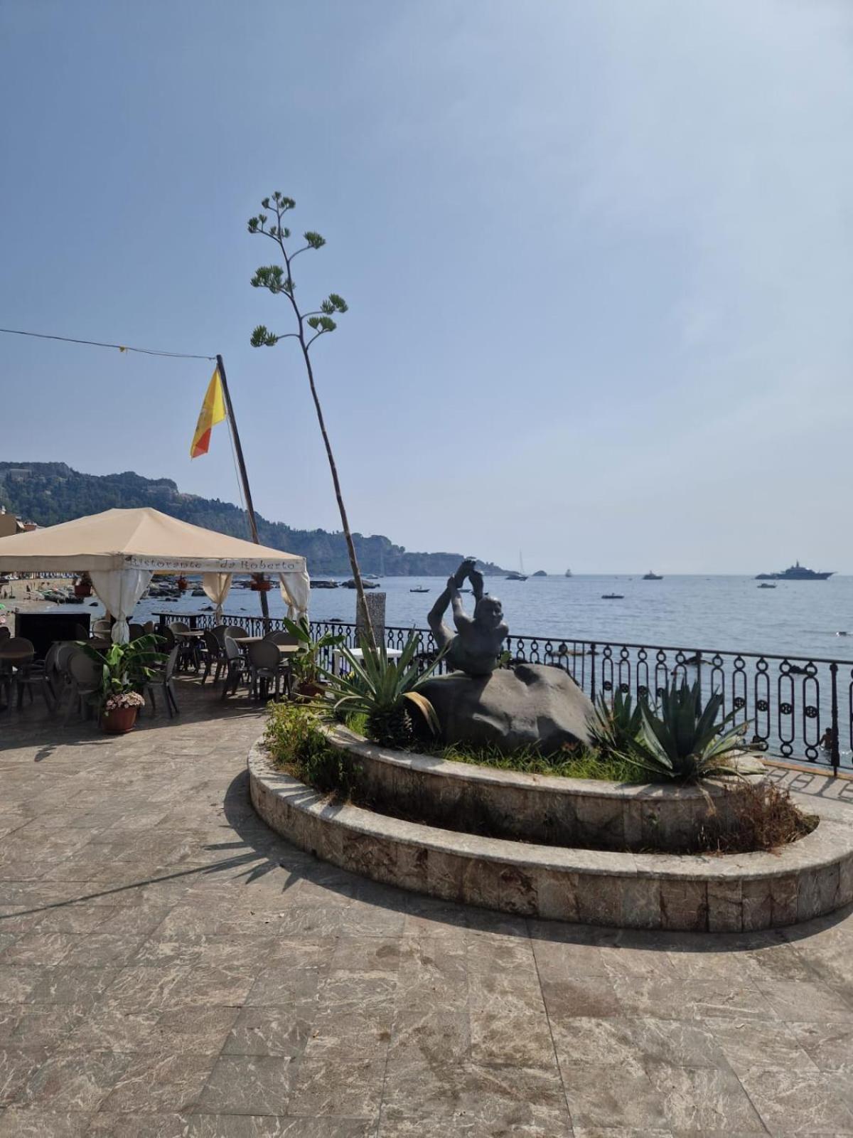 Ondina House Villa Giardini Naxos Exterior foto